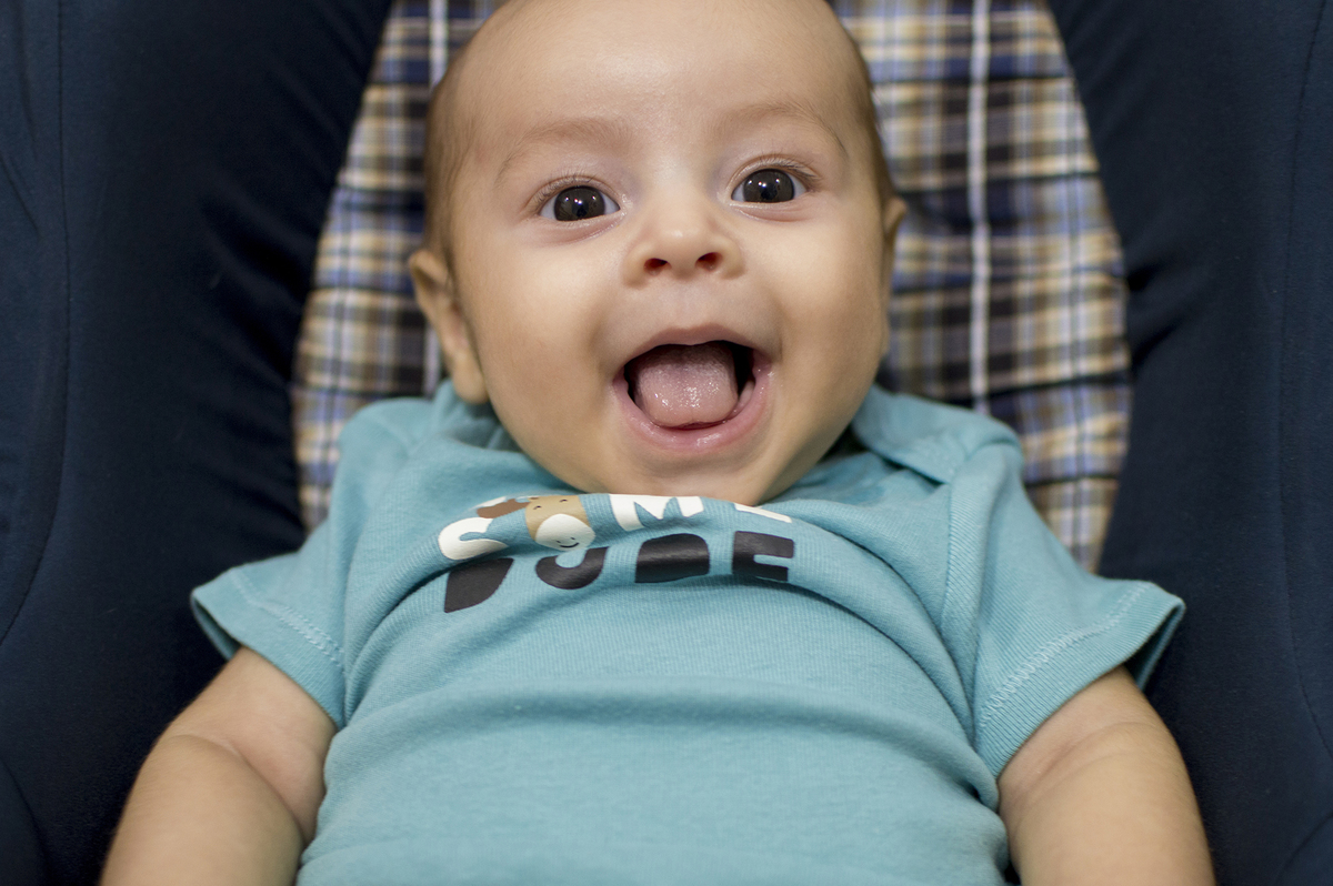 acompanhamento mensal bebê, fotografia de bebê, fotografia de família, fotógrafo de crianças, estúdio fotográfico infantil, newborn