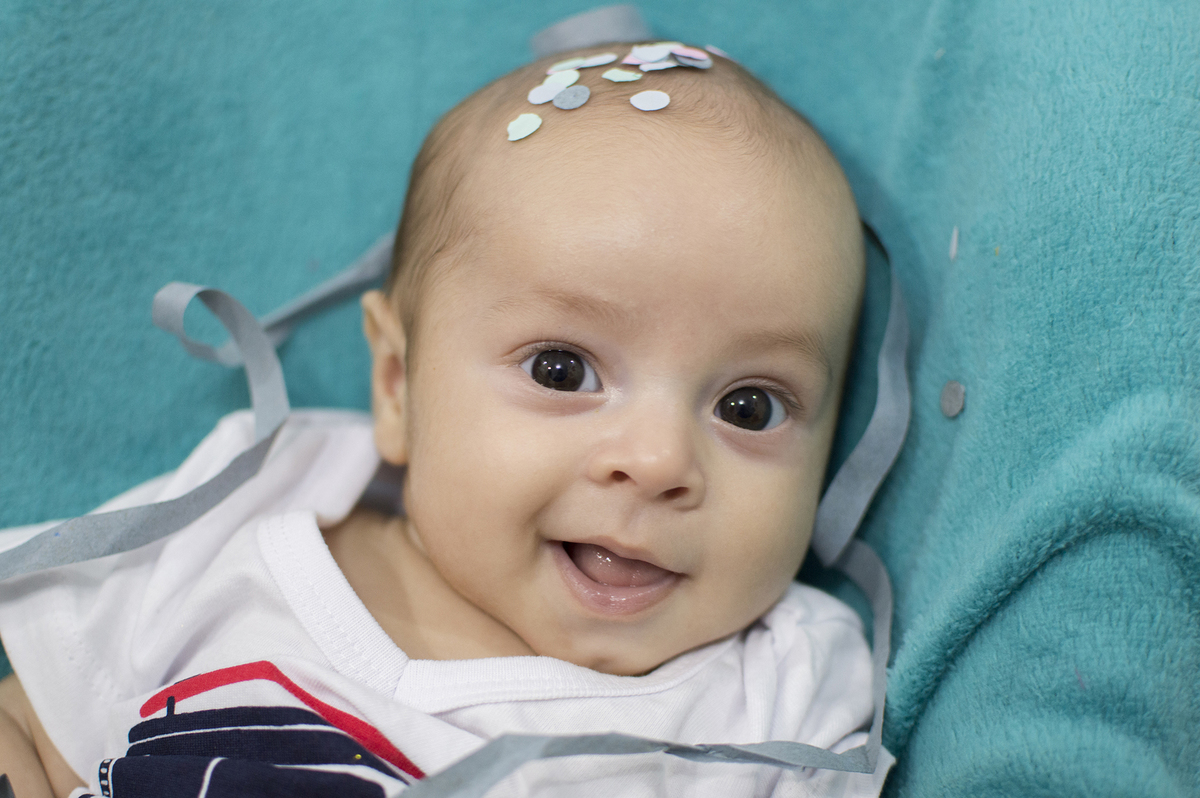 acompanhamento mensal bebê, fotografia de bebê, fotografia de família, fotógrafo de crianças, estúdio fotográfico infantil, newborn