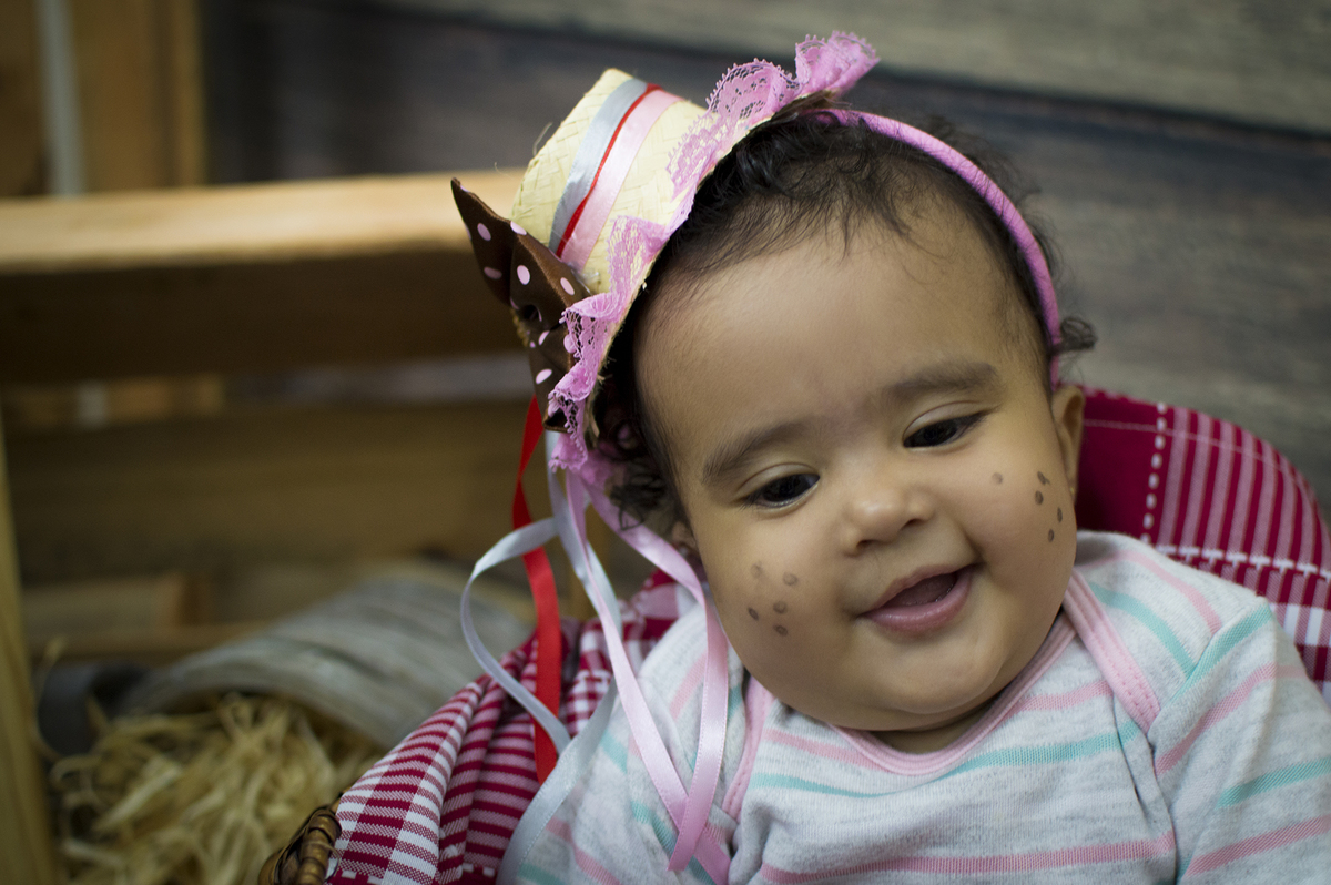 gêmeos, acompanhamento de bebês, acompanhamento mensal, fotografia de gêmeos, fotografia gemelar, irmãos, fotografia de irmãos, fotografia de família, estúdio, fotografia infantil, pais e filhos, amor, família, festa junina infantil, festa junina, arraiá