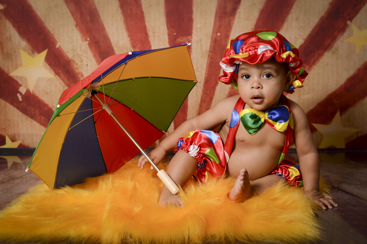 fotografia, fotografia de crianças, bebês, acompanhamento mensal, família, ensaios infantis especiais, fotografia de familia, circo, palhaço, ensaio fotográfico circo