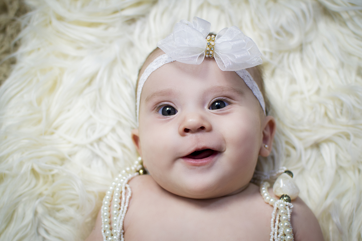 acompanhamento mensal, fotógrafo de crianças, fotógrafo de família, fotógrafo infantil, fotógrafo newborn, estúdio fotográfico Bariri e jaú, Acompanhamento fotográfico trimestral, irmãs, pais e filhos, família.