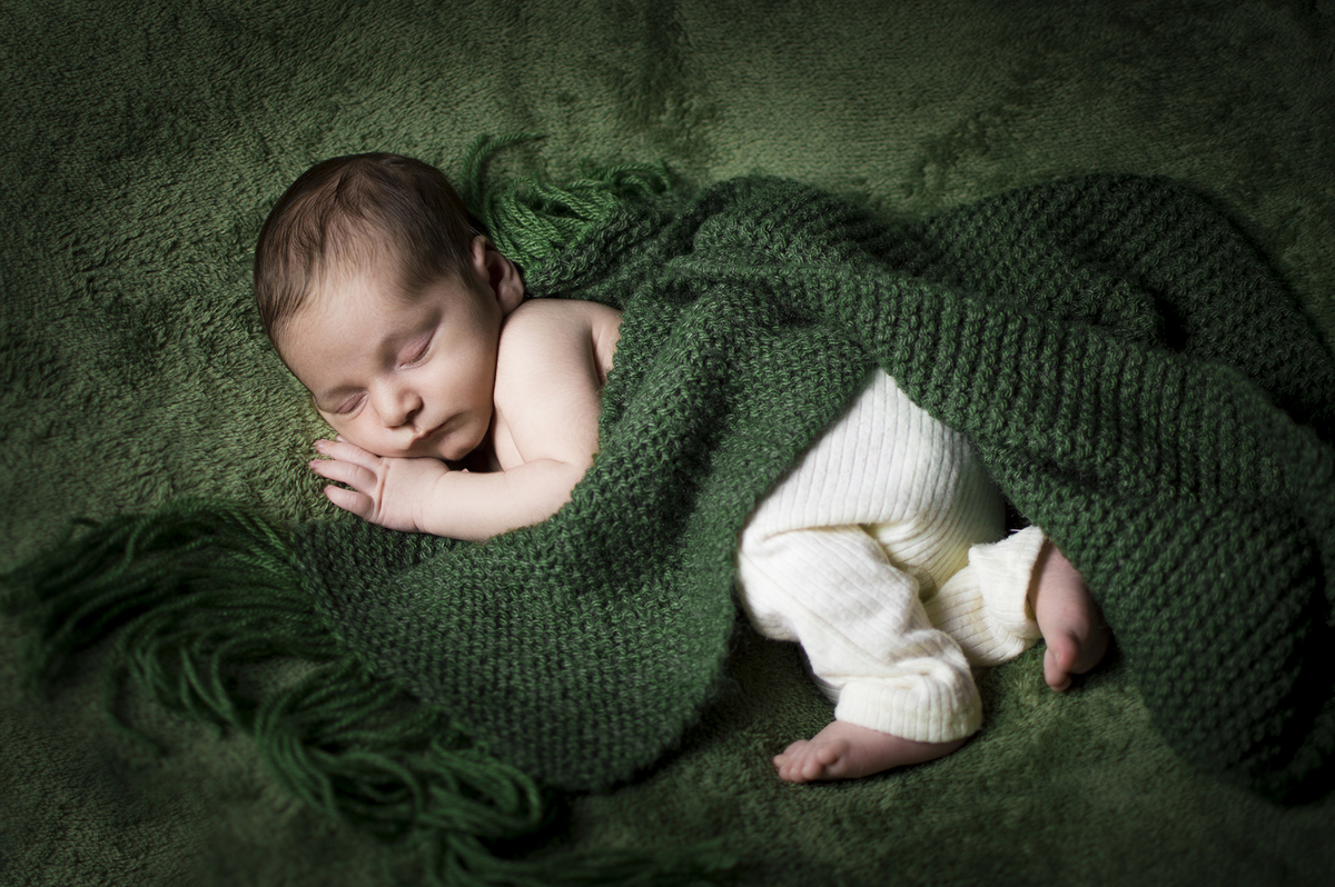 fotografia de recem nascidos, newborn, ensaios especiais de bebês, newborn mágico, fotografia de bebês, estúdio fotográfico recém nascidos