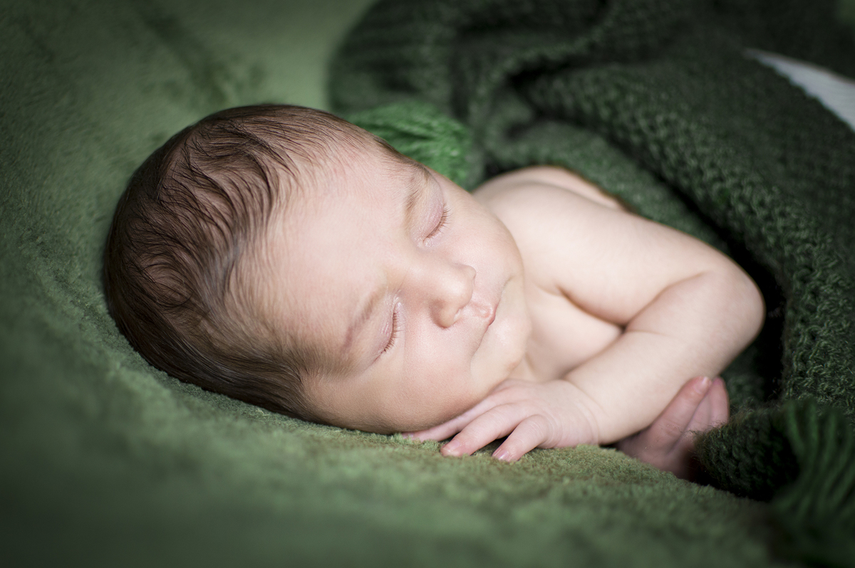 fotografia de recem nascidos, newborn, ensaios especiais de bebês, newborn mágico, fotografia de bebês, estúdio fotográfico recém nascidos
