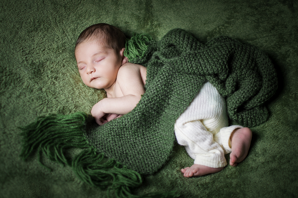 fotografia de recem nascidos, newborn, ensaios especiais de bebês, newborn mágico, fotografia de bebês, estúdio fotográfico recém nascidos