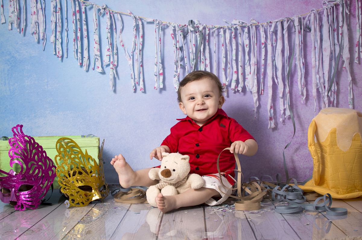 acompanhamento mensal bebê, fotografia de bebê, fotografia de família, fotógrafo de crianças, estúdio fotográfico infantil, newborn, carnaval, folia