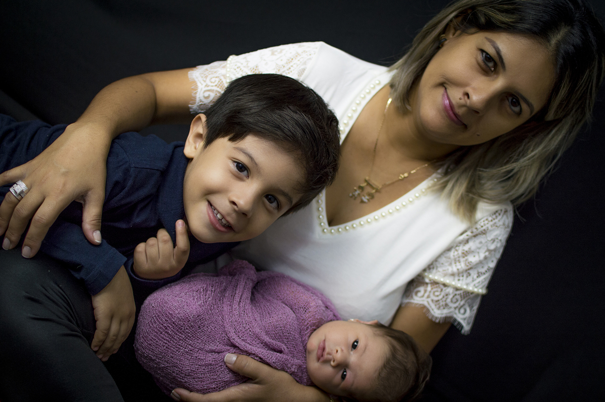 newborn bariri, newborn, recém nascidos, fotografia para recém nascidos, fotografia infantil, fotógrafo profissional de crianças, estúdio fotografia infantil, estúdio newborn, props, sessão fotografia, estúdio fotográfico bariri, Danilo Pinezi Fotografia