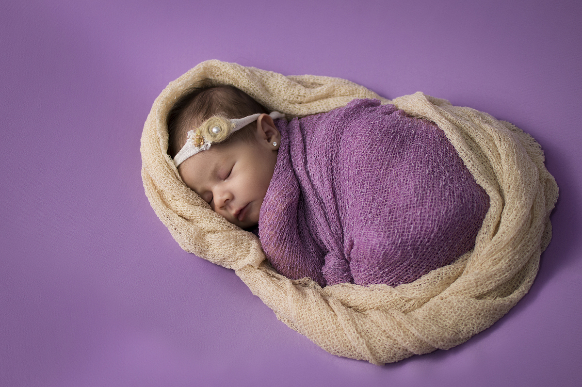 newborn bariri, newborn, recém nascidos, fotografia para recém nascidos, fotografia infantil, fotógrafo profissional de crianças, estúdio fotografia infantil, estúdio newborn, props, sessão fotografia, estúdio fotográfico bariri, Danilo Pinezi Fotografia