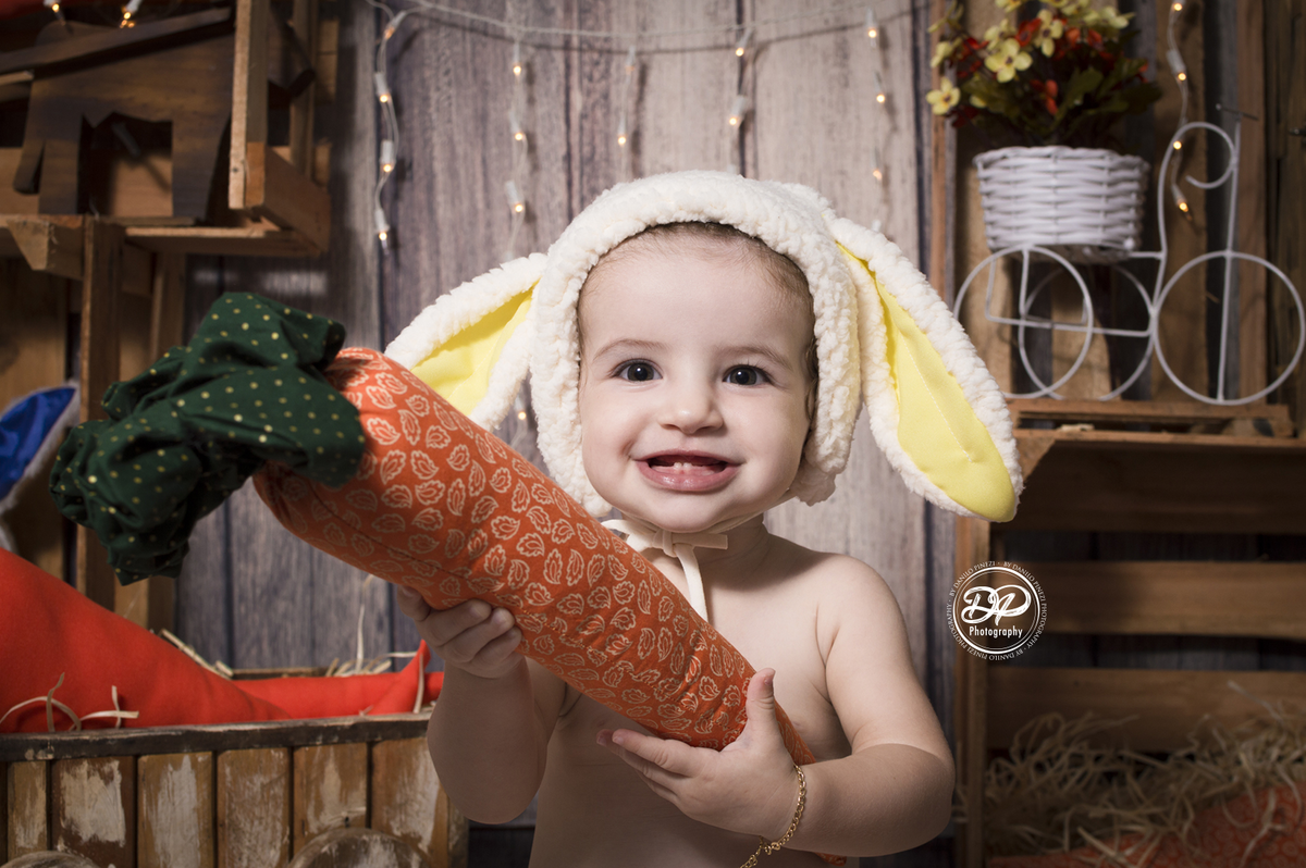 bebês, estúdio fotográfico, newborn, gestantes, fotografia mensal. páscoa, fotografia de páscoa  danilopinezi fotografia