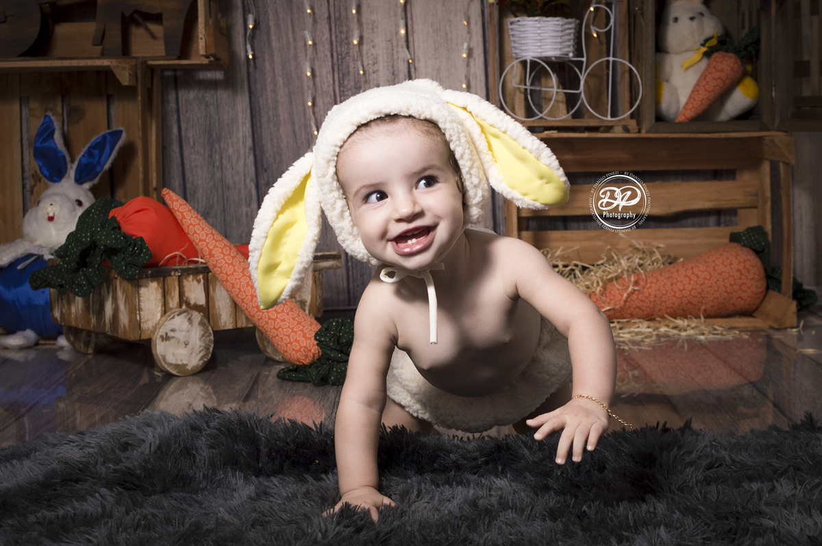 bebês, estúdio fotográfico, newborn, gestantes, fotografia mensal. páscoa, fotografia de páscoa  danilopinezi fotografia