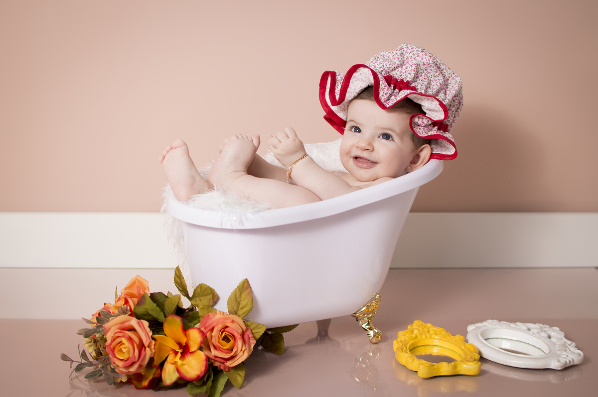 baby girl, fotografia infantil, acompanhamento mensal, família, fotografia de bebês, estúdio para bebês, fotógrafo de família, fotógrafo de crianças, newborn bariri e jaú, baby shower, banho de bebê, hora do banho, ensaio bebê banheira