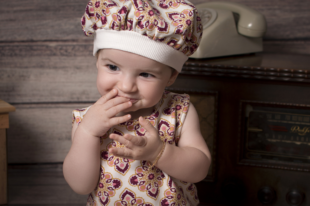 baby girl, fotografia infantil, acompanhamento mensal, família, fotografia de bebês, estúdio para bebês, fotógrafo de família, fotógrafo de crianças, newborn bariri e jaú, ensaio vintage de bebês