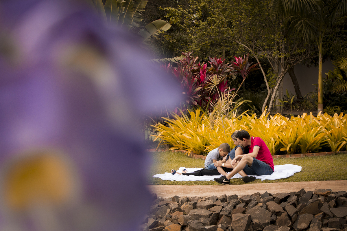 Gestante, ensaio gestante, ensaio casal, ensaio família, fotografia de família, amor, gestação, fotografia profissional, jardim,  Bariri, maitê, família, felicidade, fotografias do coração, Danilo Pinezi Fotografia, Estúdio 173