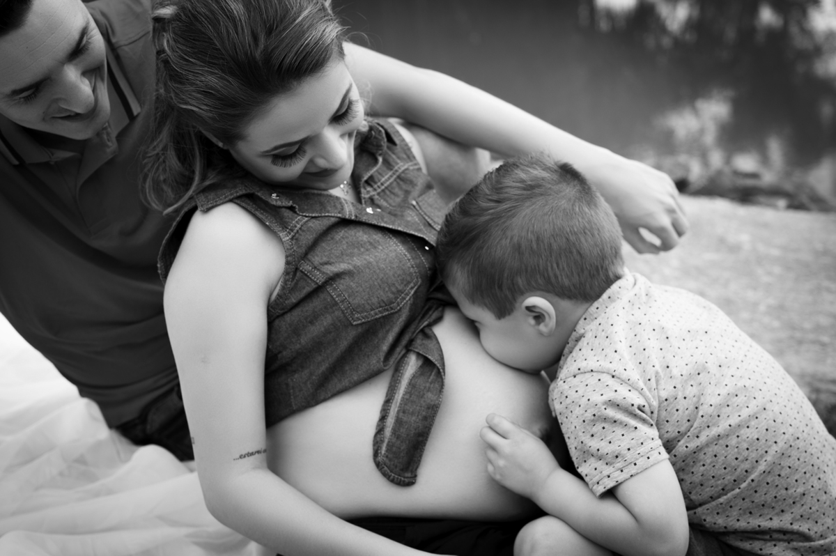 Gestante, ensaio gestante, ensaio casal, ensaio família, fotografia de família, amor, gestação, fotografia profissional, jardim,  Bariri, maitê, família, felicidade, fotografias do coração, Danilo Pinezi Fotografia, Estúdio 173