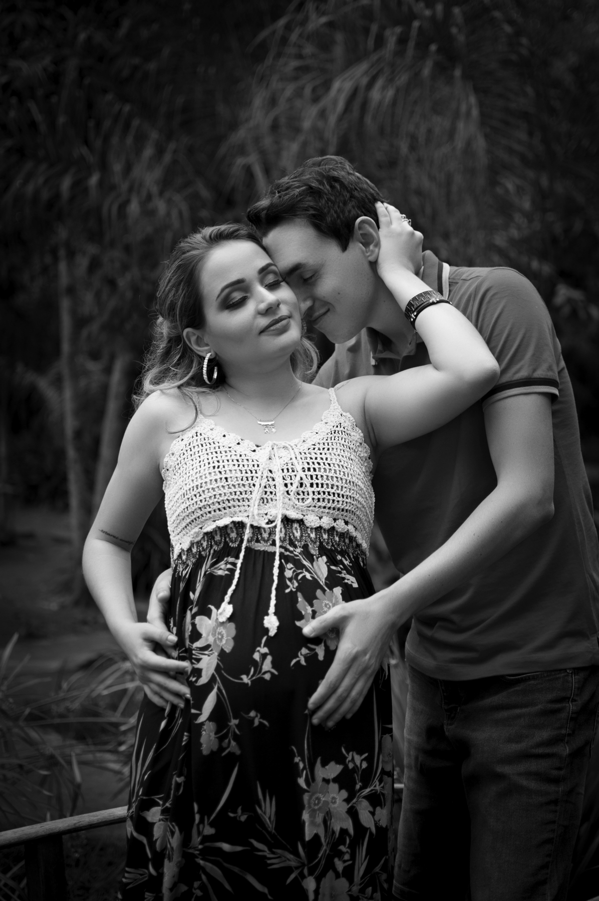 Gestante, ensaio gestante, ensaio casal, ensaio família, fotografia de família, amor, gestação, fotografia profissional, jardim,  Bariri, maitê, família, felicidade, fotografias do coração, Danilo Pinezi Fotografia, Estúdio 173