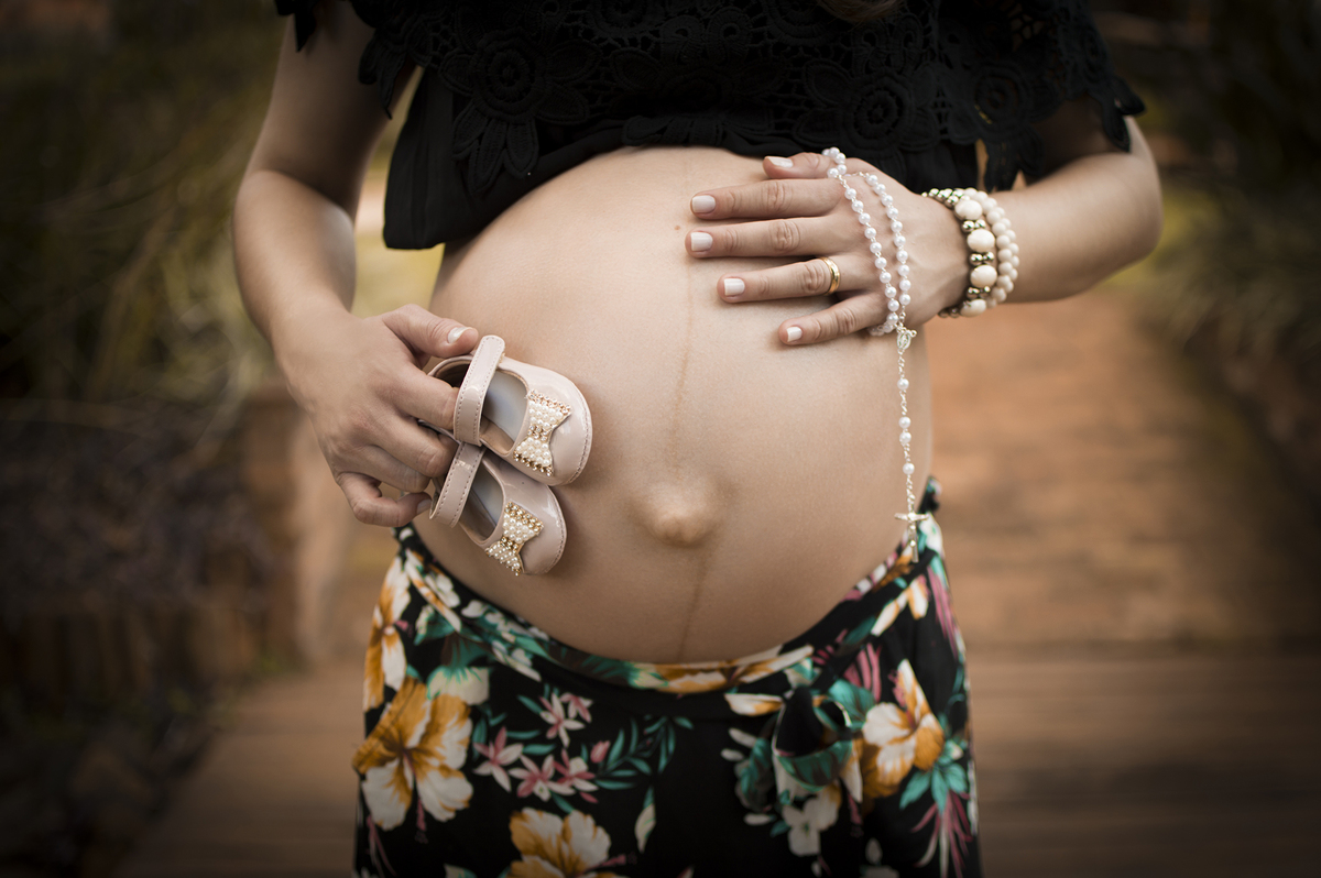 gestante, ensaio gestante, ensaio de pais, a espera, gravidez, fotos de gravidez, pais e filhos, amor, fotos de gestante Bariri, fotos gestante Jaú