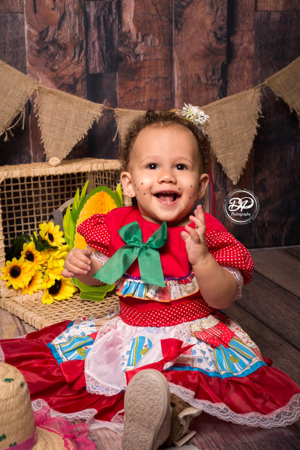 Acompanhamento mensal bebê, fotografia de bebês, fotógrafo de bebês, fotógrafo newborn, estúdio fotográfico de bebês, estúdio fotográfico de família, fotos de família. arraiá, festa caipira, festa junina