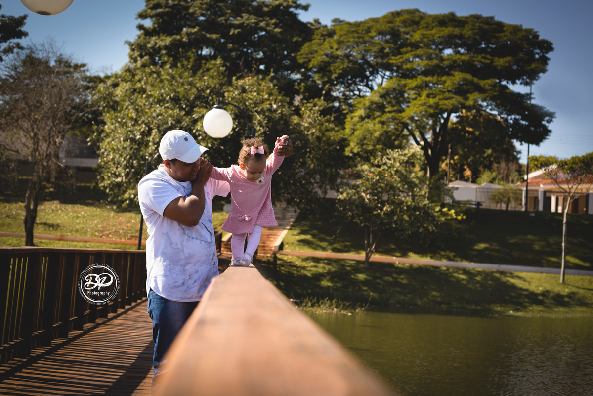 Acompanhamento mensal bebê, fotografia de bebês, fotógrafo de bebês, fotógrafo newborn, estúdio fotográfico de bebês, estúdio fotográfico de família, fotos de família. ensaio família externo, família