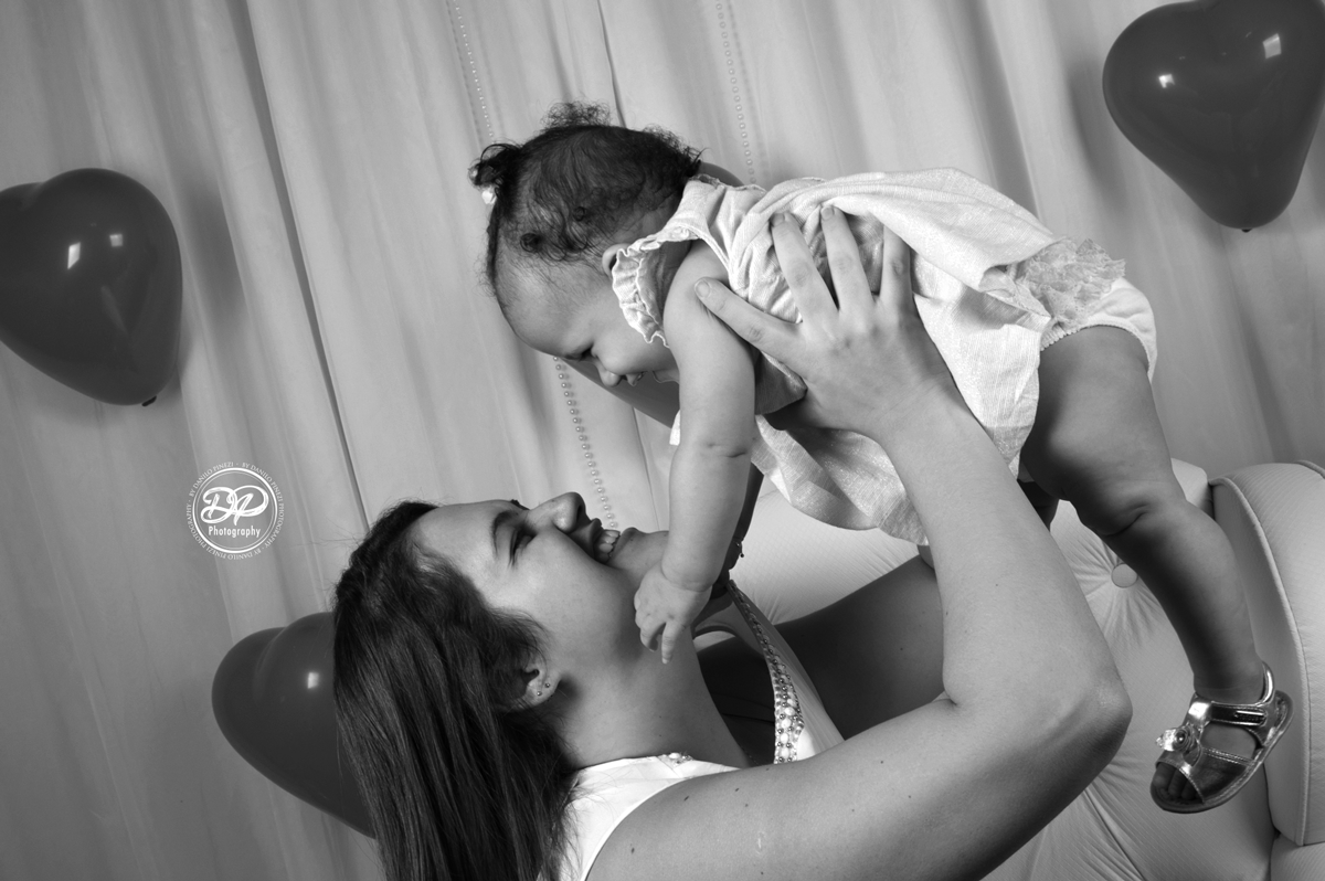 Acompanhamento mensal bebê, fotografia de bebês, fotógrafo de bebês, fotógrafo newborn, estúdio fotográfico de bebês, estúdio fotográfico de família, fotos de família. Ensaio dia das Mães, Dia das Mães, mamãe, homenagem às mães