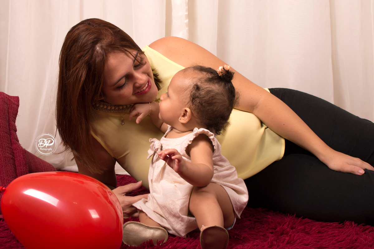 Acompanhamento mensal bebê, fotografia de bebês, fotógrafo de bebês, fotógrafo newborn, estúdio fotográfico de bebês, estúdio fotográfico de família, fotos de família. Ensaio dia das Mães, Dia das Mães, mamãe, homenagem às mães