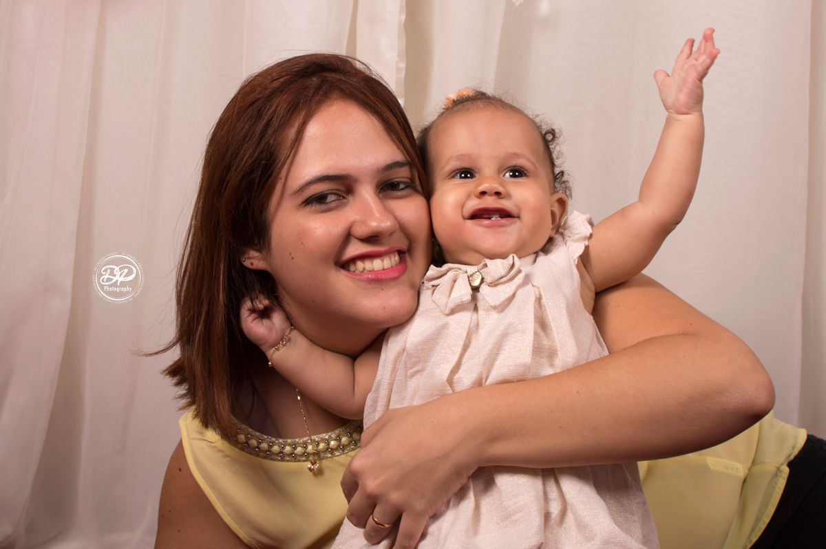 Acompanhamento mensal bebê, fotografia de bebês, fotógrafo de bebês, fotógrafo newborn, estúdio fotográfico de bebês, estúdio fotográfico de família, fotos de família. Ensaio dia das Mães, Dia das Mães, mamãe, homenagem às mães