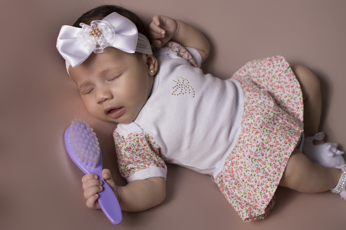 Acompanhamento mensal bebê, fotografia de bebês, fotógrafo de bebês, fotógrafo newborn, estúdio fotográfico de bebês, estúdio fotográfico de família, fotos de família.