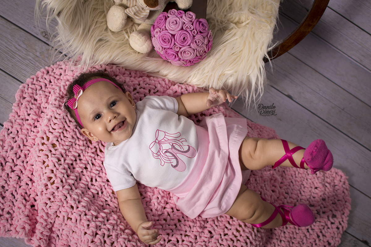 Acompanhamento mensal bebê, fotografia de bebês, fotógrafo de bebês, fotógrafo newborn, estúdio fotográfico de bebês, estúdio fotográfico de família, fotos de família.