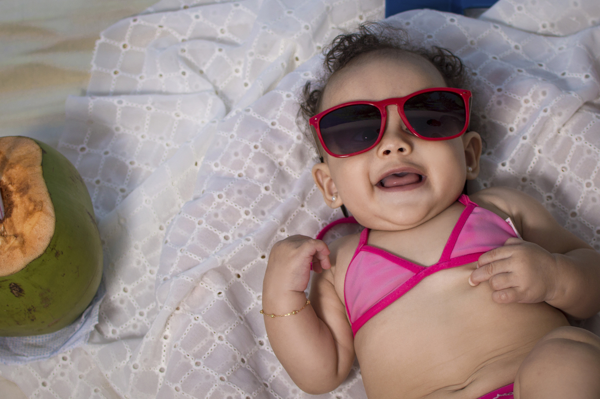 Acompanhamento mensal, fotografia de família, fotografia de bebês, estúdio fotográfico, newborn, gestantes, fotografia mensal. verão 2019, sol, praia, danilo pinezi fotografia
