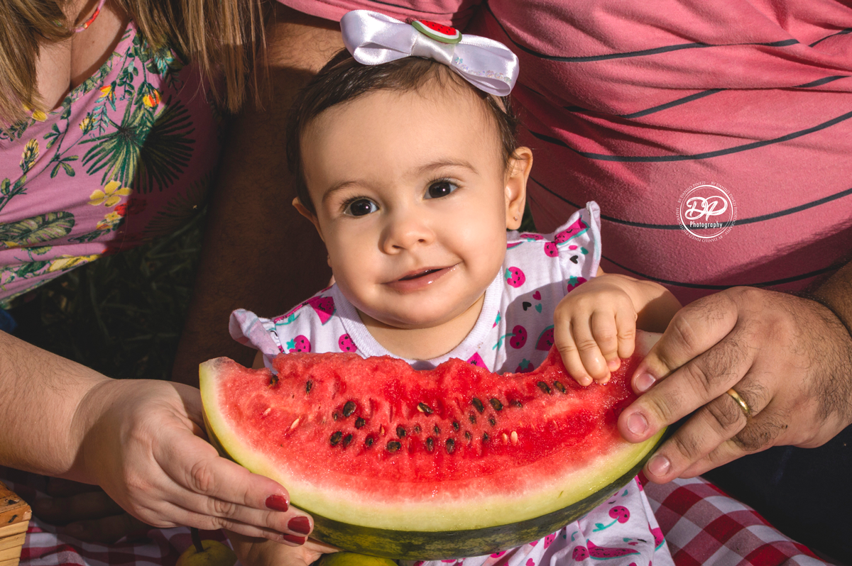 Fotografia de família, acompanhamento mensal, estúdio fotográfico profissional, ensaios temáticos,,smash the fruit, frutas