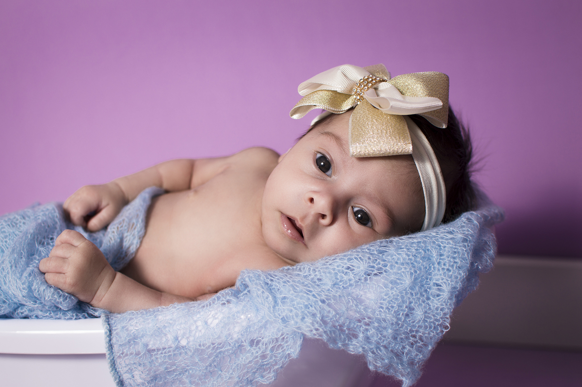 fotografia de bebês, estúdio fotográfico de bebês, recém nascidos, newborn Bariri, Newborn Jaú, fotografia de família, fotógrafo de família, acompanhamento mensal, estúdio fotográfico profissional, hora do banho, banho, banheira de bebê.