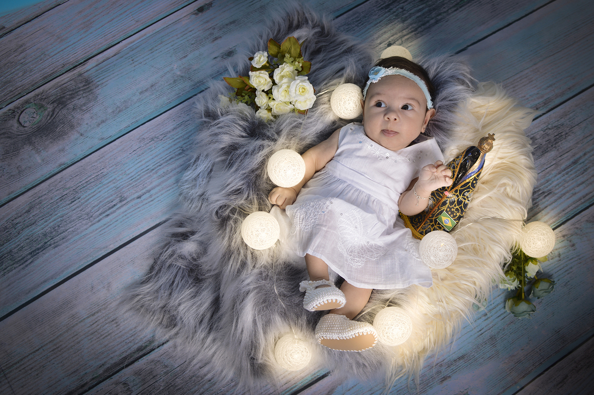 fotografia de bebês, estúdio fotográfico de bebês, recém nascidos, newborn Bariri, Newborn Jaú, fotografia de família, fotógrafo de família, acompanhamento mensal, estúdio fotográfico profissional, Nossa Senhora Aparec, Ensaio religioso, Dia das Crianças