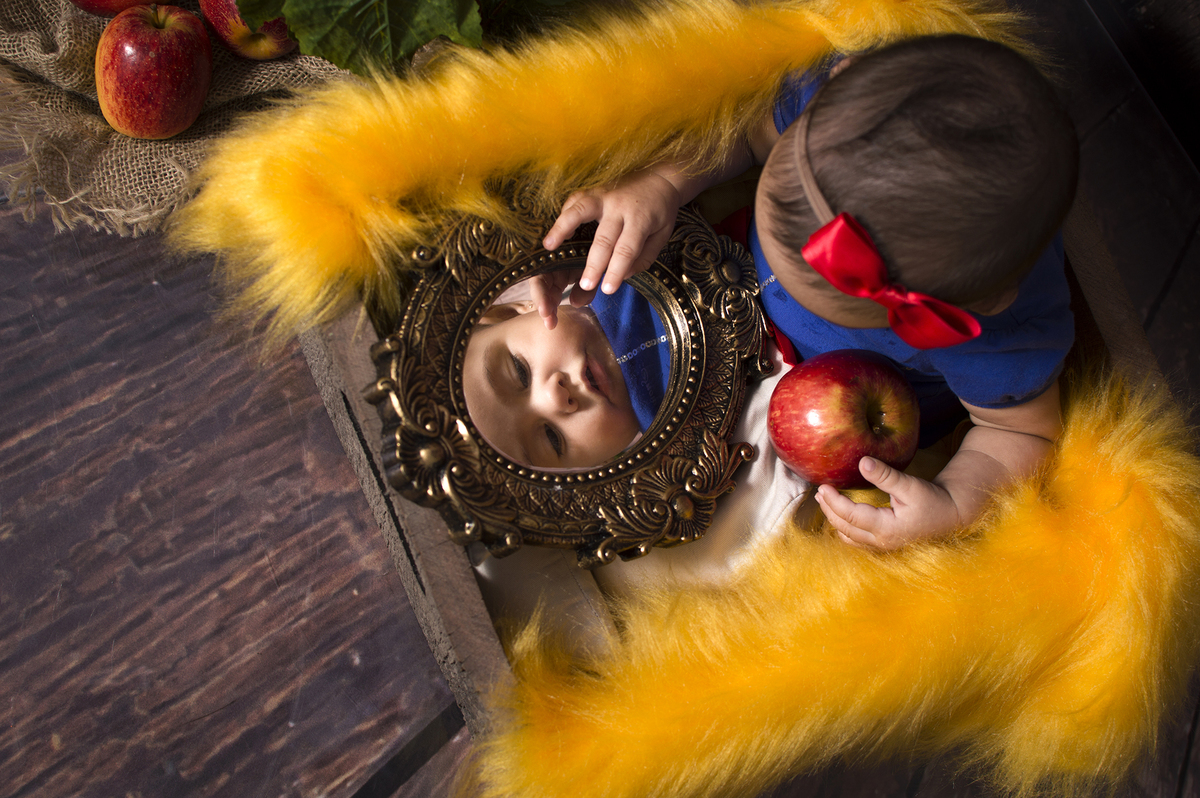 Fotografia de família, acompanhamento mensal, estúdio fotográfico profissional, ensaios temáticos, branca de neve, Danilo Pinezi Fotografia