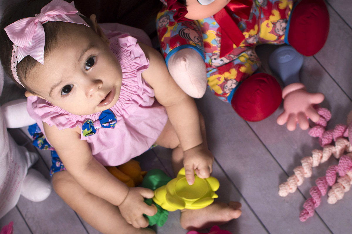 Fotografia de família, acompanhamento mensal, estúdio fotográfico profissional, ensaios temáticos, quarto de brinquedos, Danilo Pinezi Fotografia