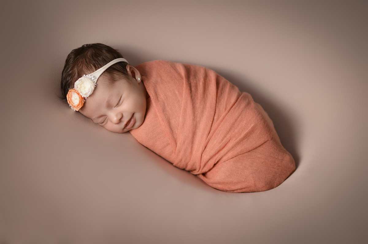 newborn, fotógrafo newborn, newborn jaú, newborn bariri, estúdio newborn, fotografia de bebês, fotografia de recém nascidos, estúdio epecializado em bebês, Danilo Pinezi Fotografia, arte com recém nascidos, newborn posing, Danilo Pinezi, baby star