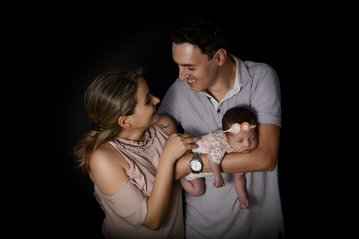 newborn, fotógrafo newborn, newborn jaú, newborn bariri, estúdio newborn, fotografia de bebês, fotografia de recém nascidos, estúdio epecializado em bebês, Danilo Pinezi Fotografia, arte com recém nascidos, newborn posing, Danilo Pinezi, baby star