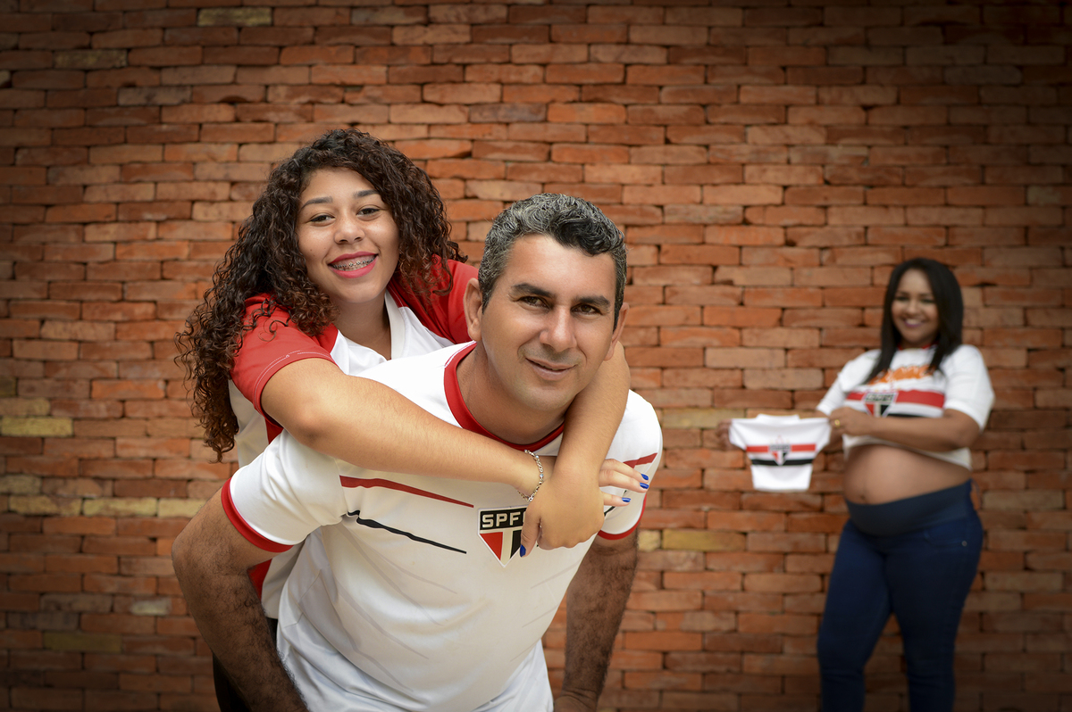 fotografia de família, fotografia de gestantes, ensaio família, ensaio gestante, gestantes, vestido gestante, família, gravidez, fotos de grávida, esperando um filho, fotografias especiais, fotógrafo Bariri, Danilo Pinezi Fotografia, estúdio fotográfico