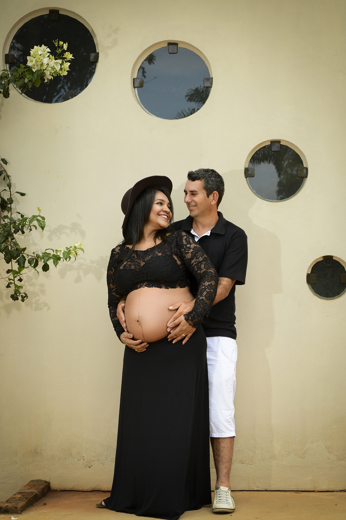 fotografia de família, fotografia de gestantes, ensaio família, ensaio gestante, gestantes, vestido gestante, família, gravidez, fotos de grávida, esperando um filho, fotografias especiais, fotógrafo Bariri, Danilo Pinezi Fotografia, estúdio fotográfico