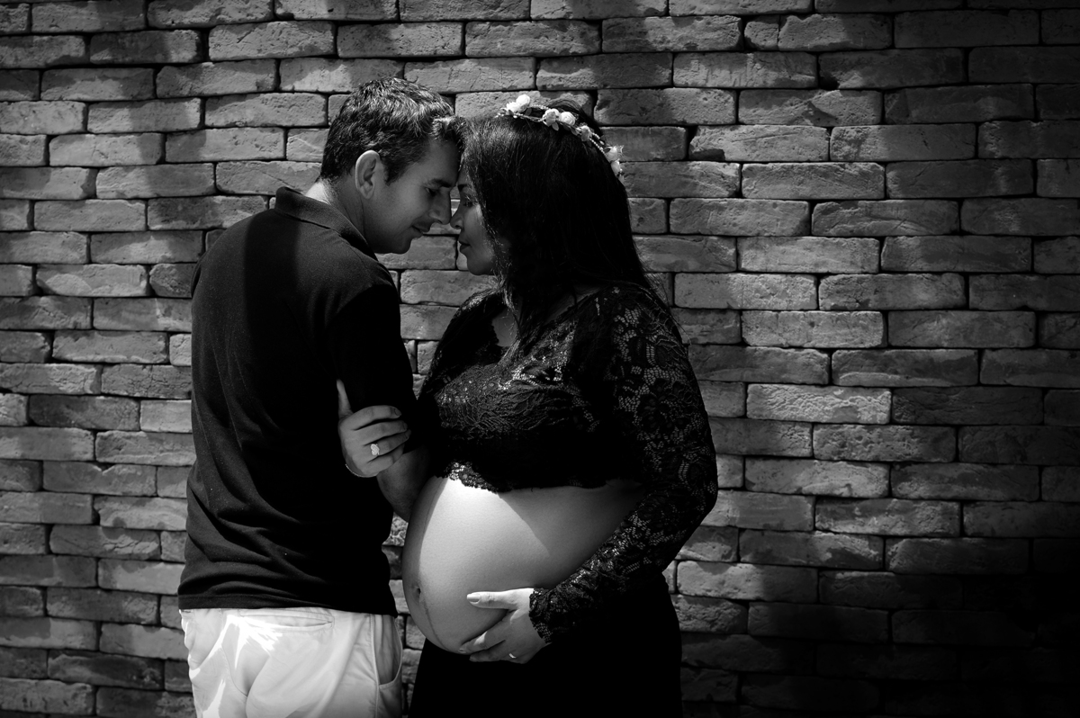 fotografia de família, fotografia de gestantes, ensaio família, ensaio gestante, gestantes, vestido gestante, família, gravidez, fotos de grávida, esperando um filho, fotografias especiais, fotógrafo Bariri, Danilo Pinezi Fotografia, estúdio fotográfico