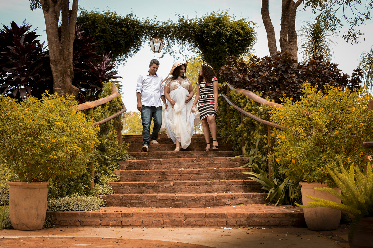 fotografia de família, fotografia de gestantes, ensaio família, ensaio gestante, gestantes, vestido gestante, família, gravidez, fotos de grávida, esperando um filho, fotografias especiais, fotógrafo Bariri, Danilo Pinezi Fotografia, estúdio fotográfico