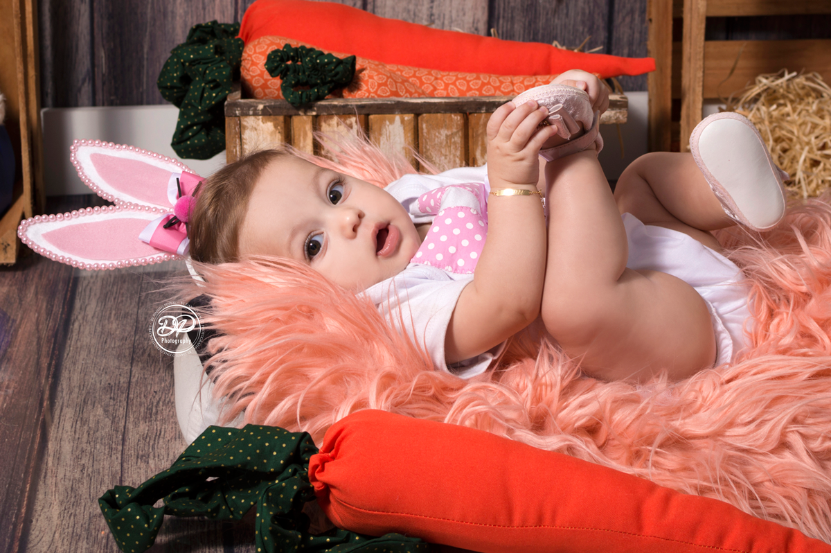Acompanhamento mensal, fotografia de família, fotografia de bebês, estúdio fotográfico, newborn, gestantes, fotografia mensal, danilopinezi fotografia, páscoa, ensaio de páscoa
