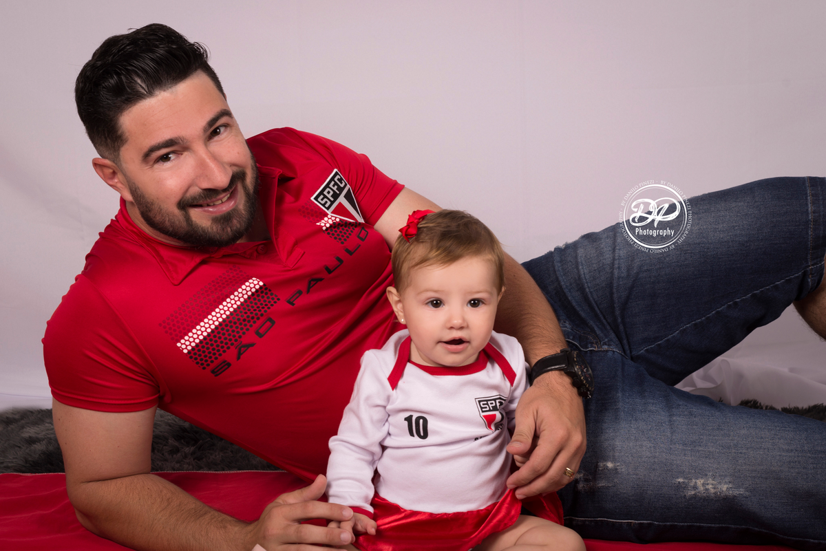 fotografia de bebês, estúdio de bebês, fotógrafo de família, acompanhamento mensal, Danilo Pinezi Fotografia, fotógrafo newborn, time do coração, São Paulo Futebol Clube