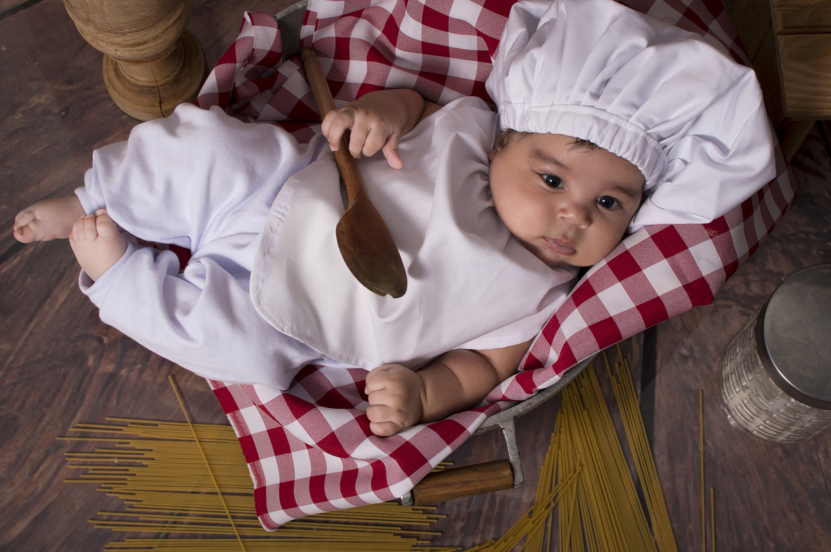 Fotografia de família, acompanhamento mensal, estúdio fotográfico profissional, ensaios temáticos,, Danilo Pinezi Fotografia, mini chef
