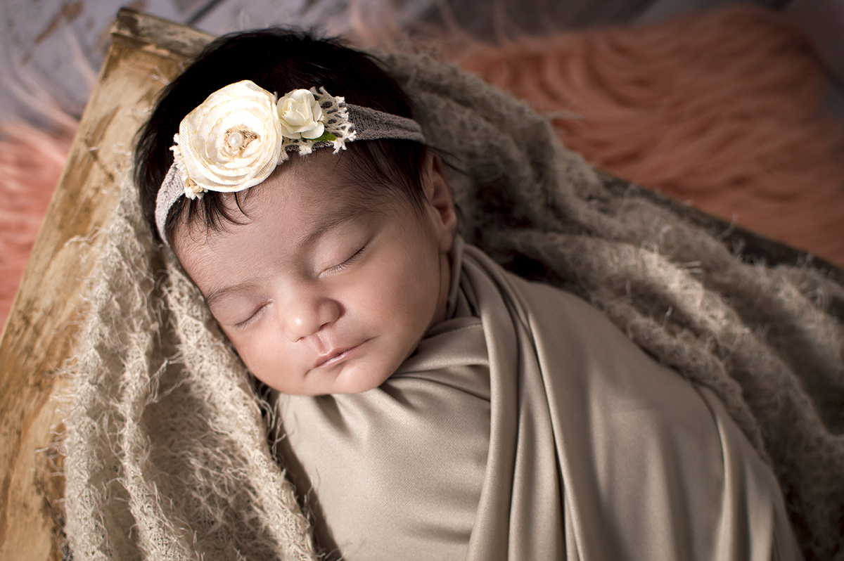 danilo pinezi estúdio Fotográfico, newborn, fotografia de recém nascidos e bebês, fotografia de família, fotógrafo newborn profissional, arte com recém nascidos, bebês, estúdio fotográfico de bebês em jaú e bariri