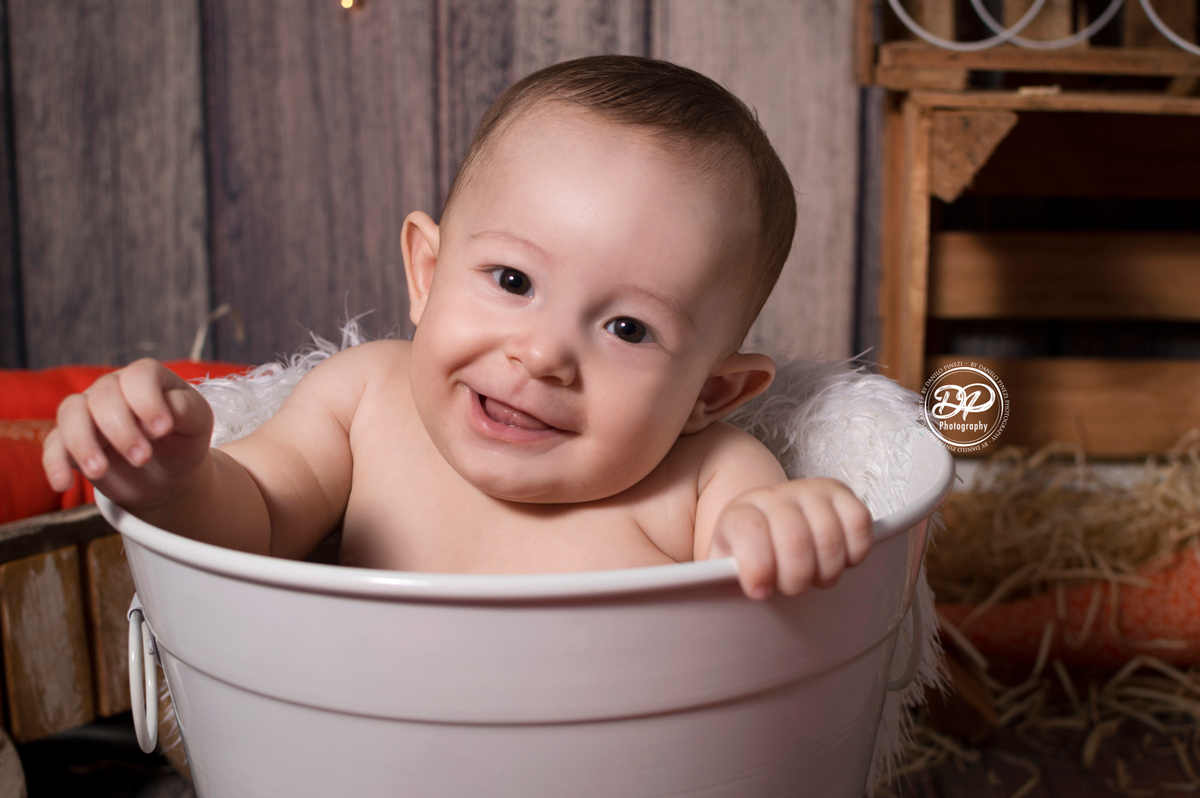 acompanhamento mensal de bebês, danilo pinezi fotografia, estúdio de bebês, estúdio gestante, estúdio família, fotografia de recém nascidos, estúdio newborn. páscoa, ensaio de páscoa.