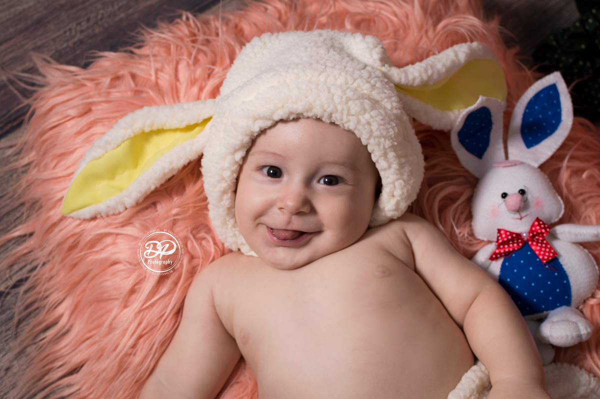 acompanhamento mensal de bebês, danilo pinezi fotografia, estúdio de bebês, estúdio gestante, estúdio família, fotografia de recém nascidos, estúdio newborn. páscoa, ensaio de páscoa.