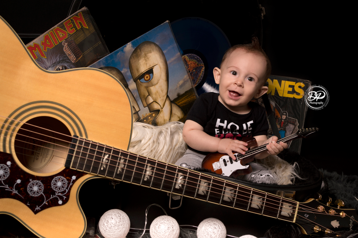 newborn, acompanhamento mensal, fotografia de bebês, fotografia de família, família, bebês, ensaios de bebês, Dia de Rock, Rock Bebê