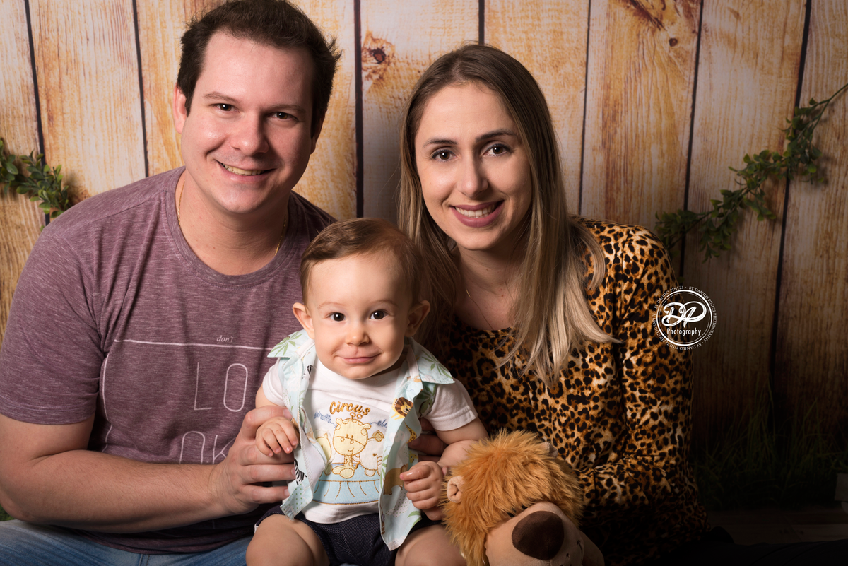 newborn, acompanhamento mensal, fotografia de bebês, fotografia de família, família, bebês, ensaios de bebês, safari