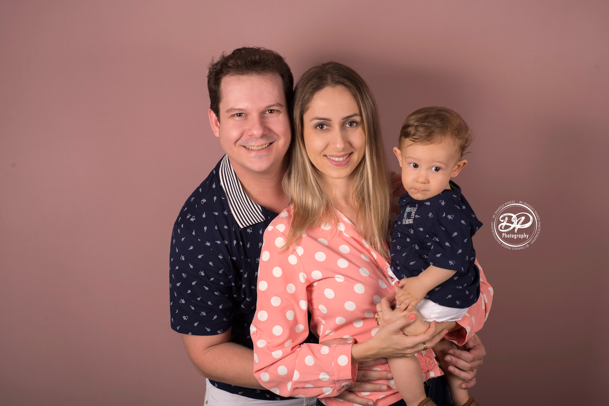 newborn, Danilo Pinezi Fotografia, fotografia de bebês, acompanhamento mensal, fotografia de família, estúdio fotográfico infantil e família, Dia dos pais