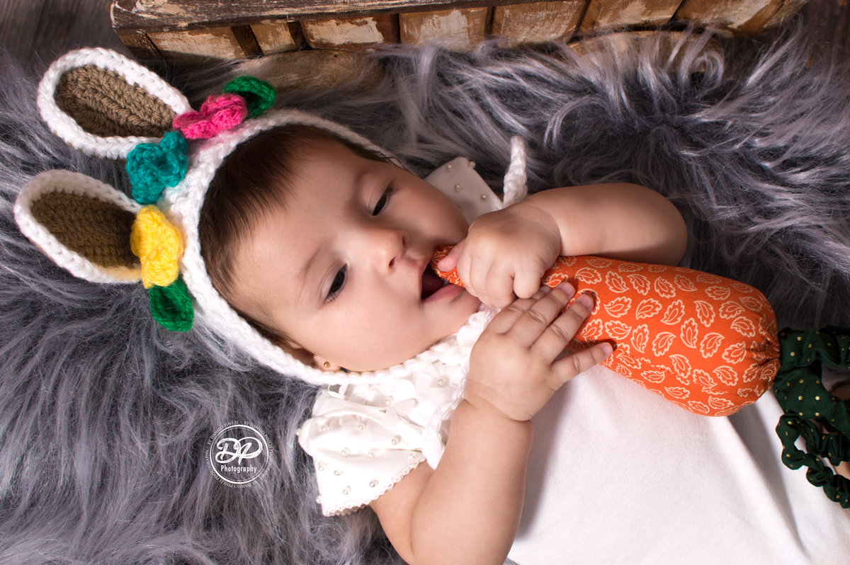 newborn, fotografia de bebês, acompanhamento mensal, danilo pinezi fotografia, fotografia de familia, Danilo Pinezi Estúdio Fotográfico, ensaio de páscoa, coelhinha de páscoa