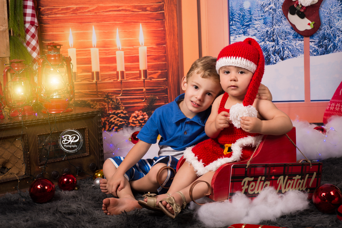Ensaio Natalino de menina feito no Estúdio Danilo Pinezi Fotografia