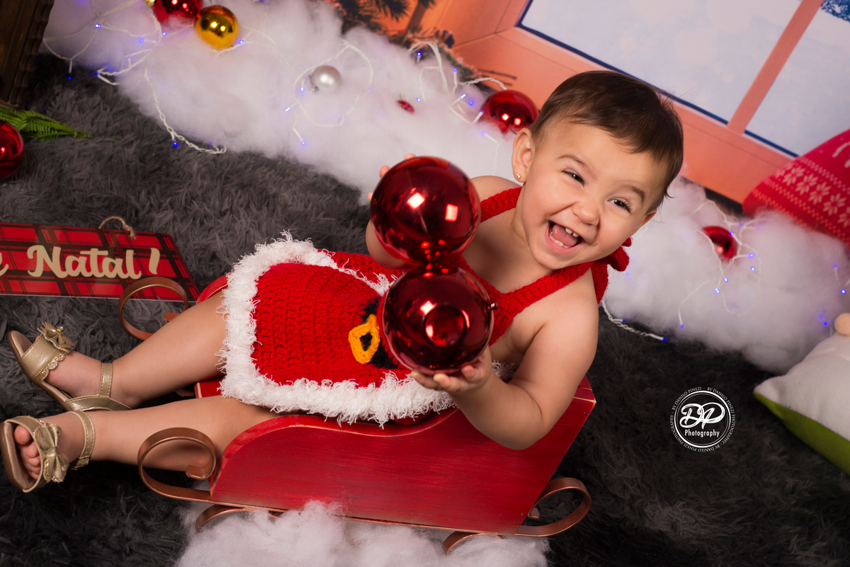 Ensaio Natalino de menina feito no Estúdio Danilo Pinezi Fotografia